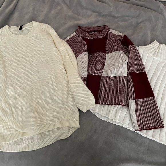 Sweater bundle - Picture 2 of 2